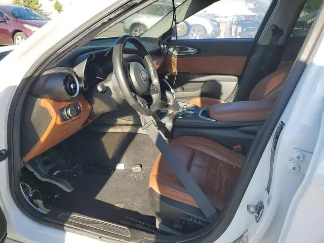 2021 ALFA ROMEO GIULIA SPORT  