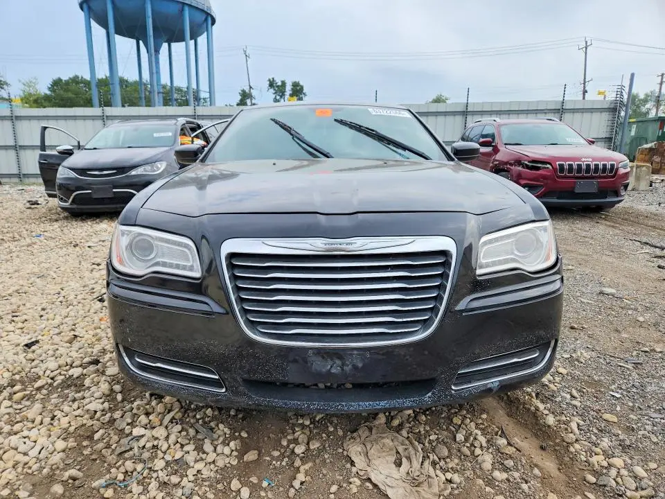 2014 CHRYSLER 300   