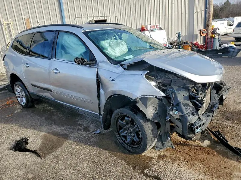 2016 CHEVROLET TRAVERSE LS  