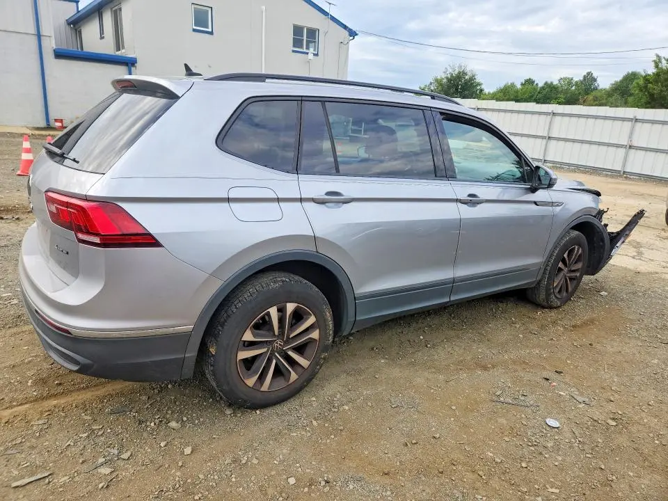 2022 VOLKSWAGEN TIGUAN S  