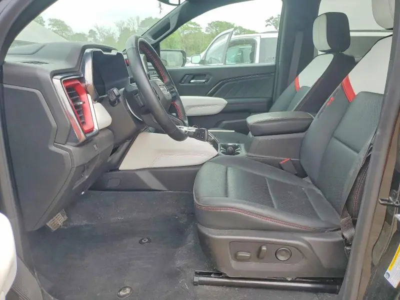 2024 GMC CANYON AT4X  