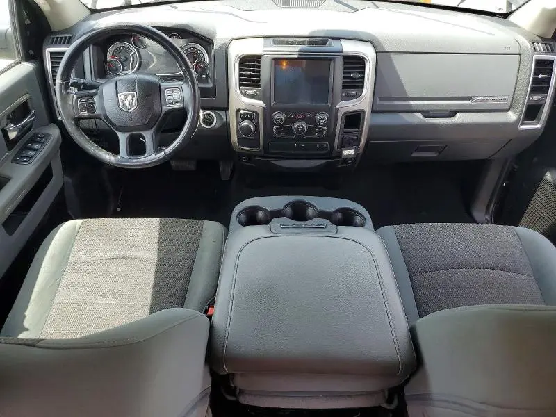 2018 RAM 1500 SLT  