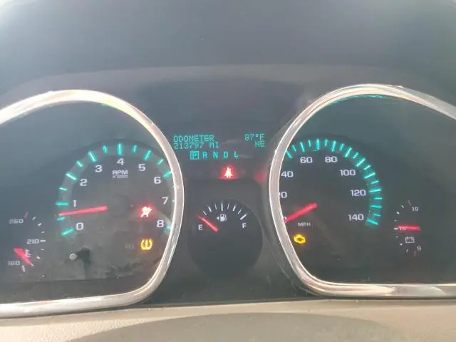 2011 CHEVROLET TRAVERSE LT  
