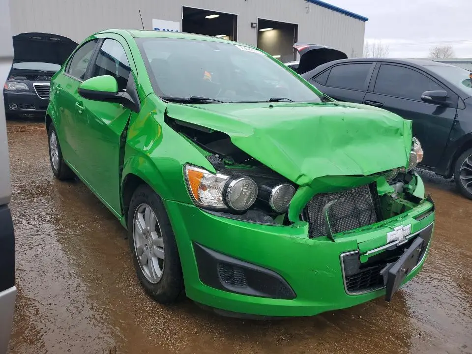 2015 CHEVROLET SONIC LT  