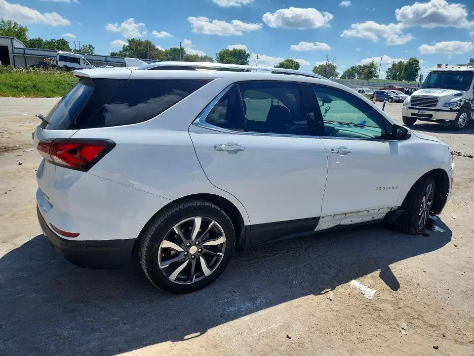 2022 CHEVROLET EQUINOX PREMIER  