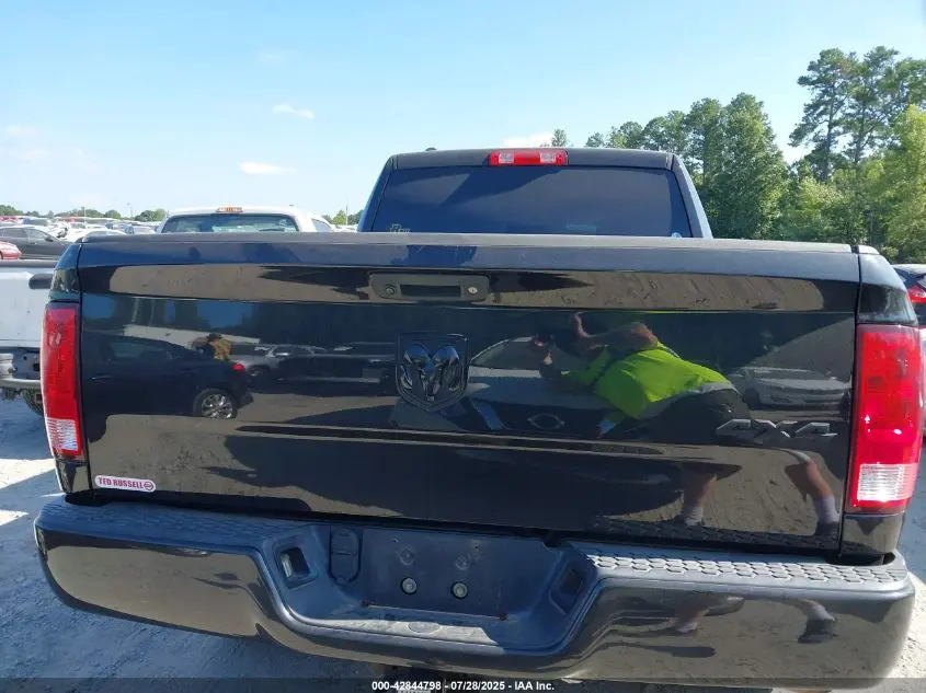 2018 RAM 1500 EXPRESS  4X4 6'4 BOX