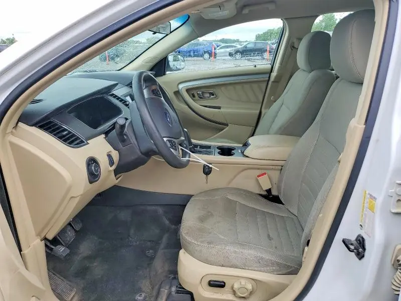 2016 FORD TAURUS SE  