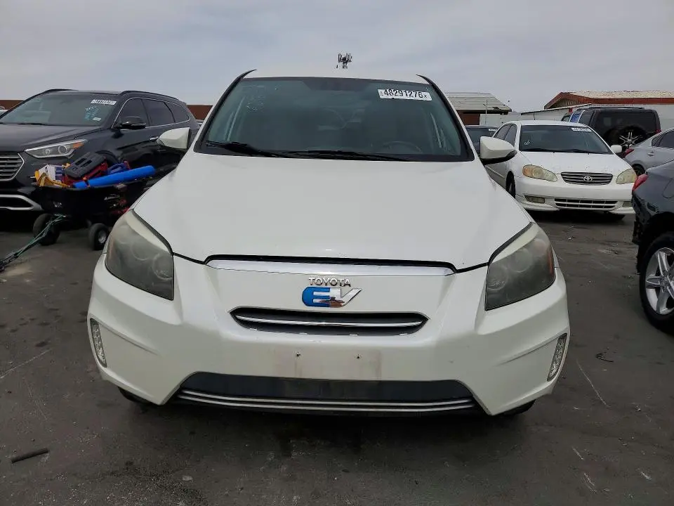 2014 TOYOTA RAV4 EV BASE  