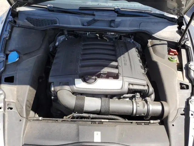 2014 PORSCHE CAYENNE   