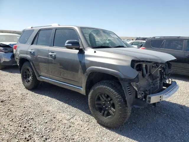2013 TOYOTA 4RUNNER SR5  