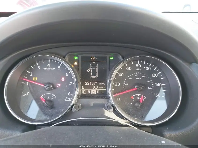 2011 NISSAN ROGUE SV