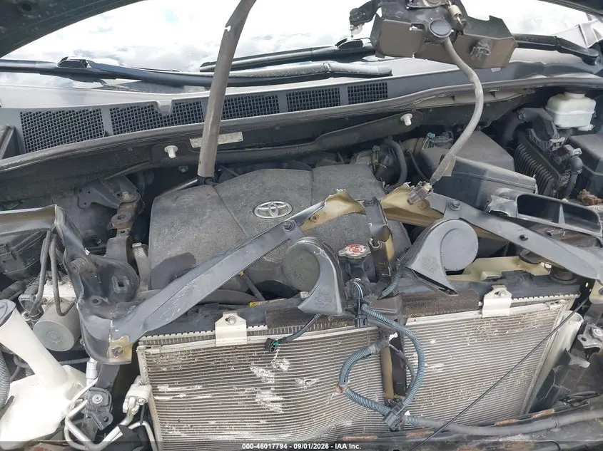 2020 TOYOTA SIENNA XLE