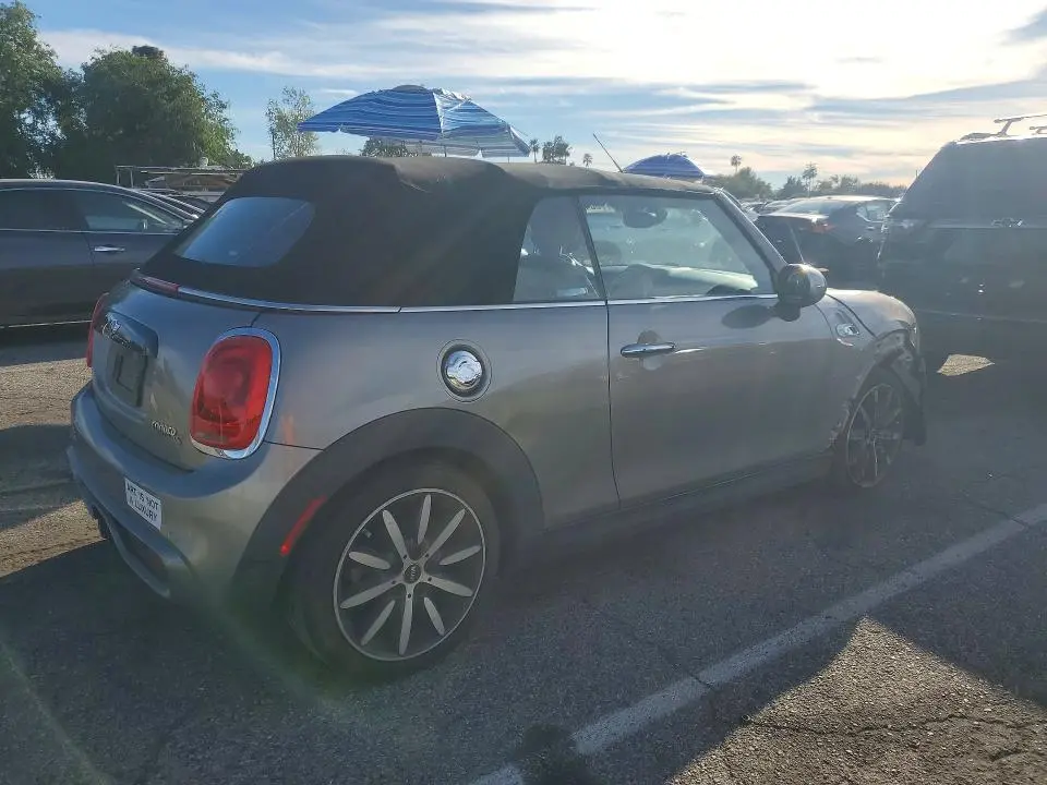 2016 MINI COOPER S  