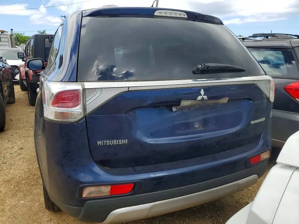 2015 MITSUBISHI OUTLANDER SE  