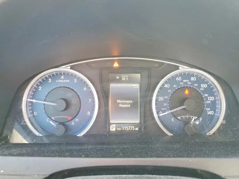 2017 TOYOTA CAMRY LE  