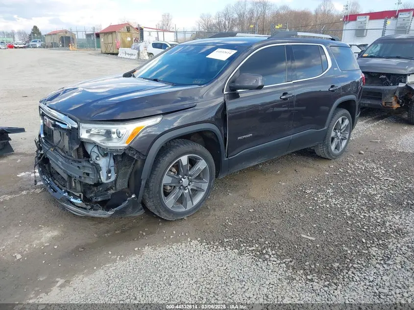 2017 GMC ACADIA SLT-2