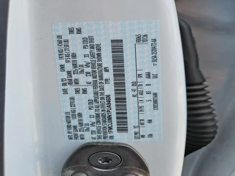 2023 FORD ESCAPE ST LINE  