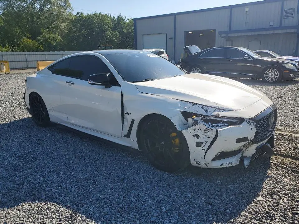2019 INFINITI Q60 3.0T LUXE  