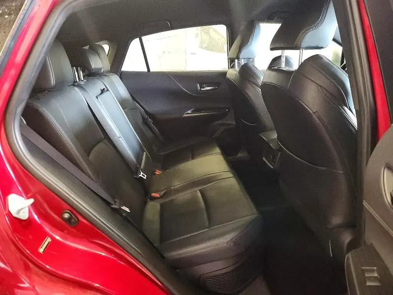 2021 TOYOTA VENZA XLE  