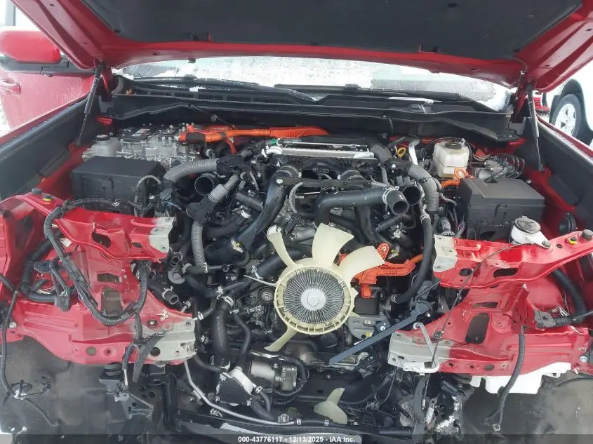 2025 TOYOTA SEQUOIA SR5