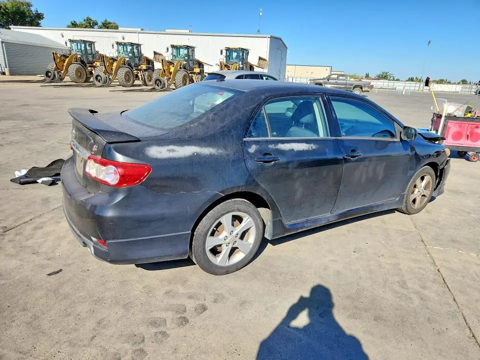 2011 TOYOTA COROLLA S  