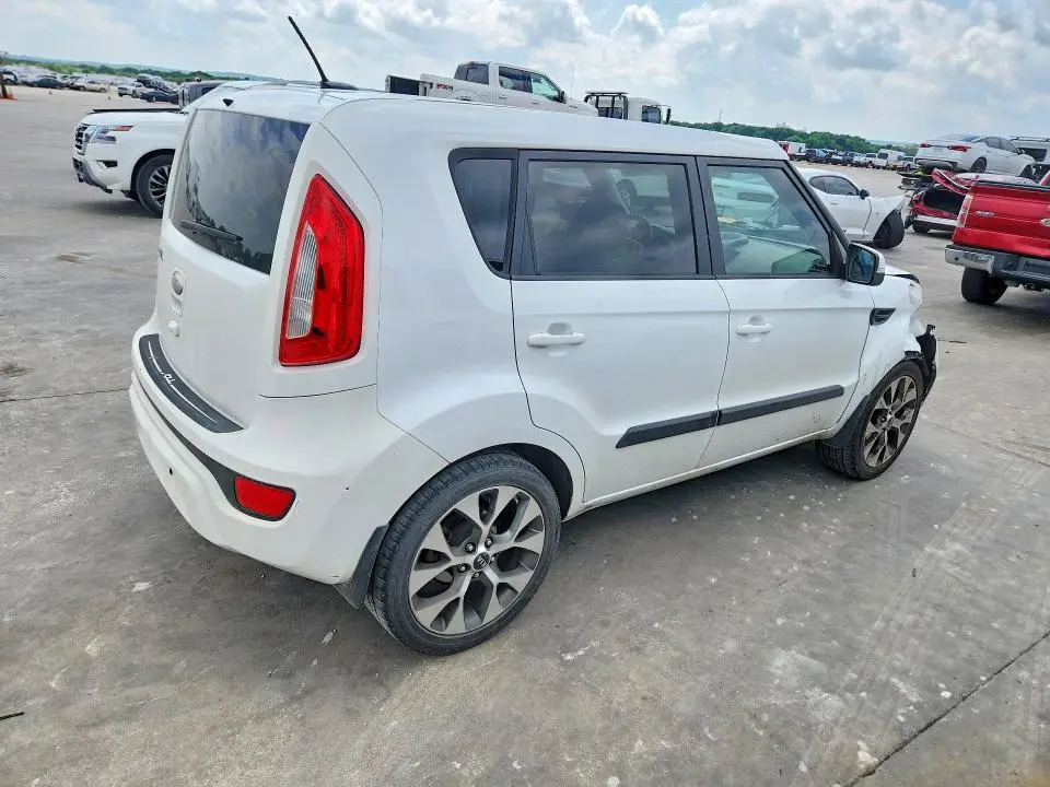 2013 KIA SOUL   