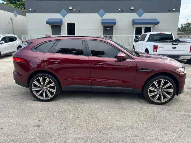 2017 JAGUAR F-PACE PRESTIGE  