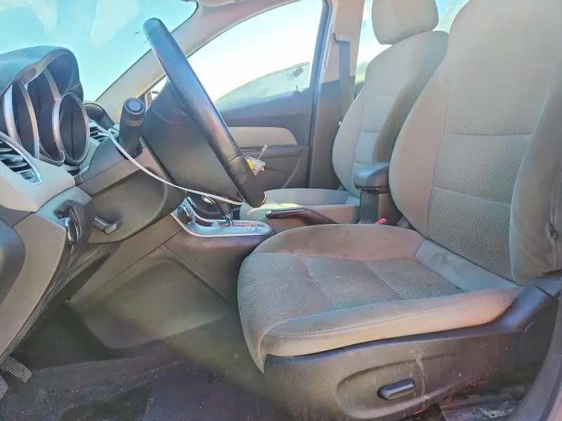 2012 CHEVROLET CRUZE LT  