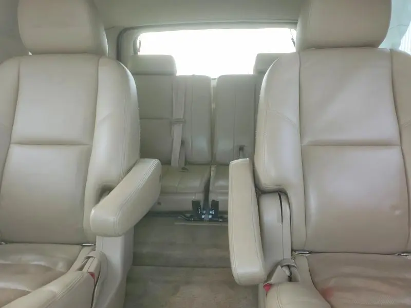 2011 CHEVROLET TAHOE C1500 LTZ  