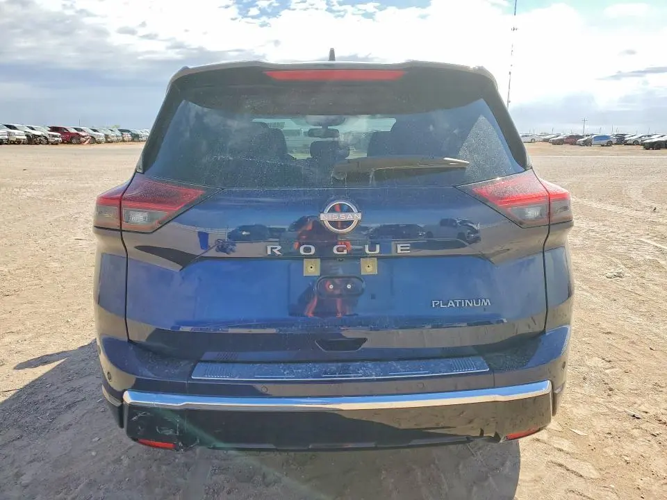 2024 NISSAN ROGUE PLATINUM  