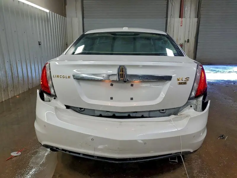2010 LINCOLN MKS   