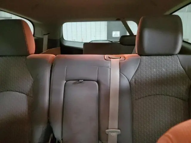 2011 CHEVROLET TRAVERSE LS