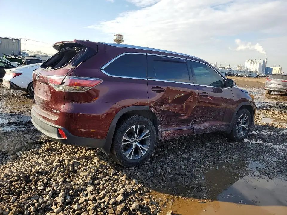 2016 TOYOTA HIGHLANDER XLE  