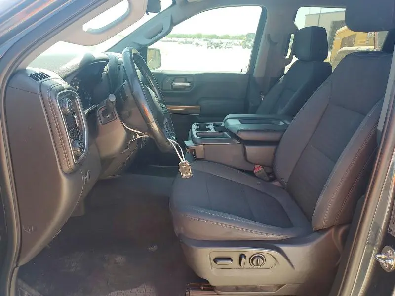 2019 CHEVROLET SILVERADO C1500 LT  