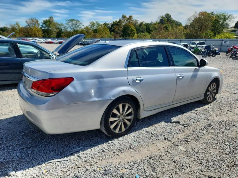 2011 TOYOTA AVALON LIMITED  