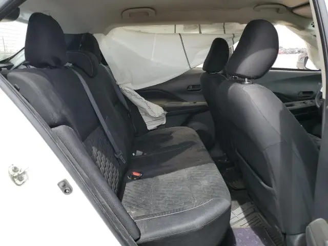 2021 NISSAN KICKS S  