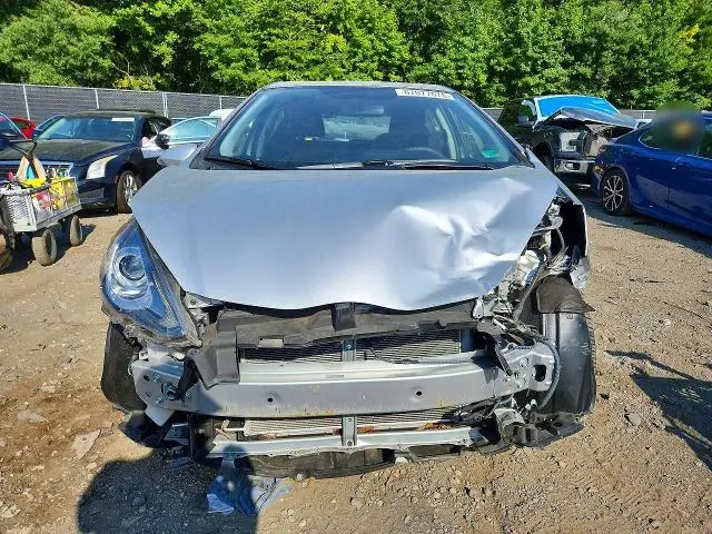2016 TOYOTA PRIUS C TWO  