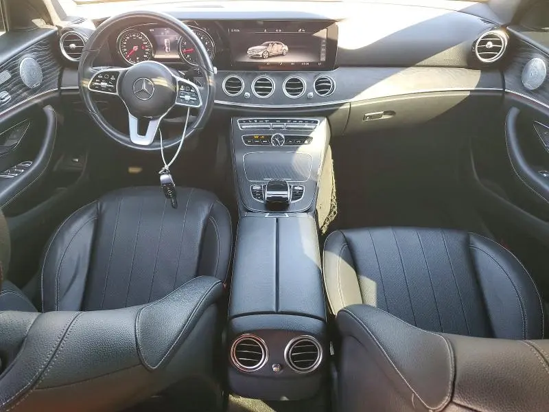 2019 MERCEDES-BENZ E 300  