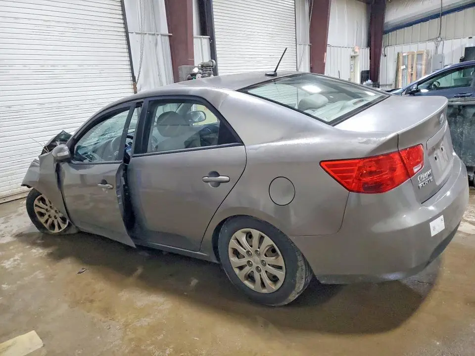 2010 KIA FORTE EX  