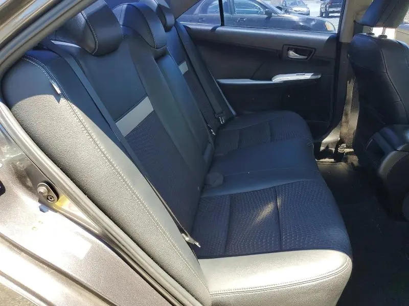 2012 TOYOTA CAMRY SE V6  