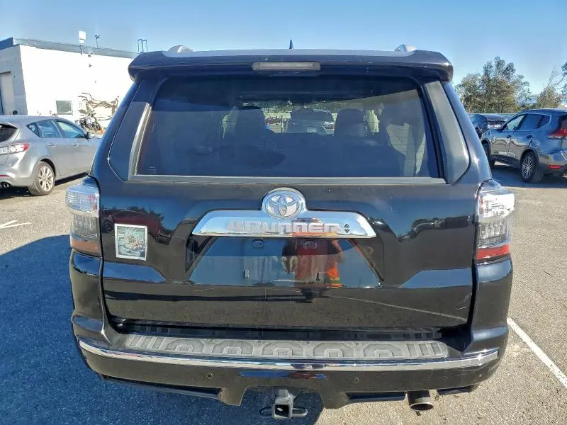 2018 TOYOTA 4RUNNER SR5/SR5 PREMIUM  