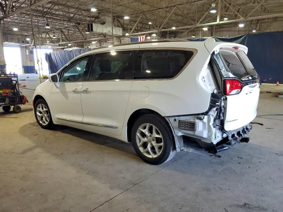 2017 CHRYSLER PACIFICA TOURING L PLUS  