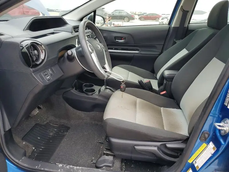 2015 TOYOTA PRIUS C TWO  