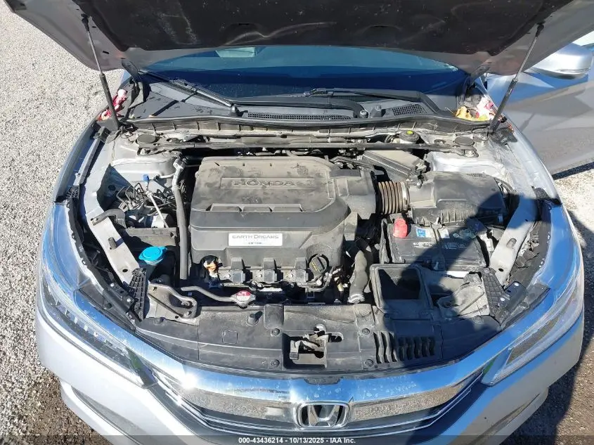 2017 HONDA ACCORD TOURING V6