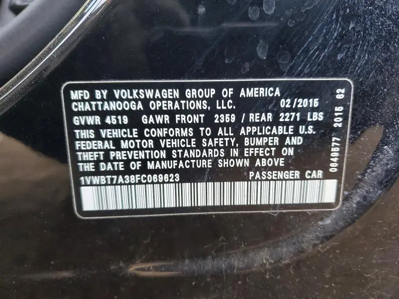 2015 VOLKSWAGEN PASSAT SE  