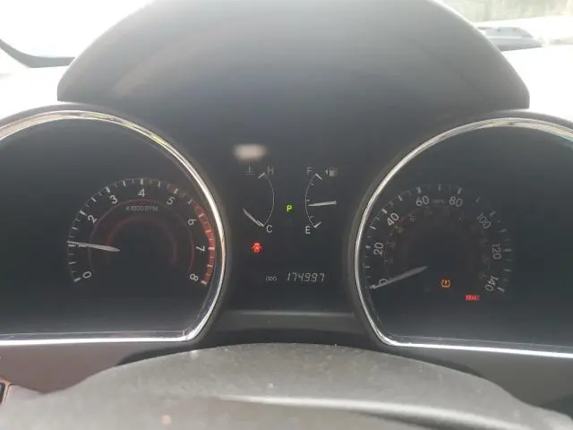 2010 TOYOTA HIGHLANDER