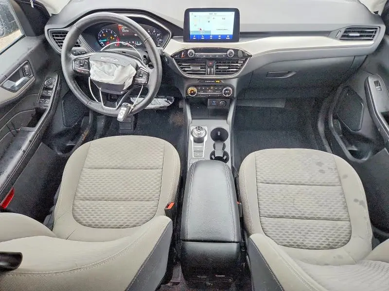 2021 FORD ESCAPE SE  