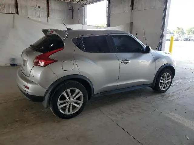 2011 NISSAN JUKE S