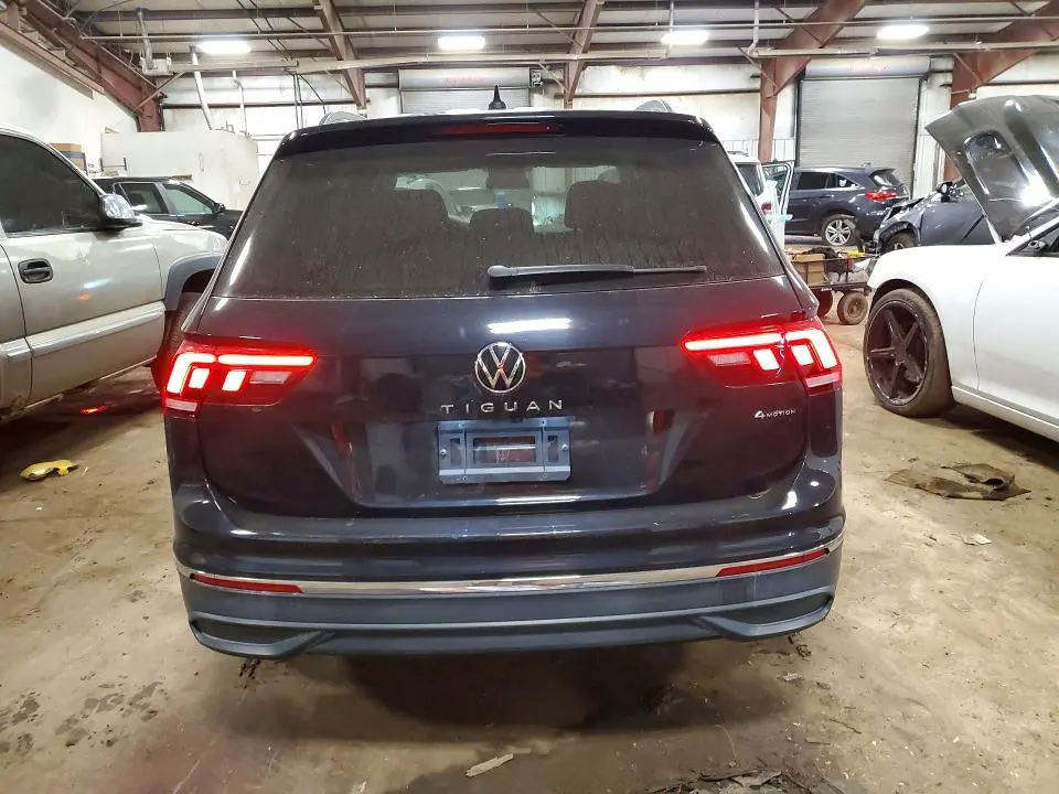 2022 VOLKSWAGEN TIGUAN S  