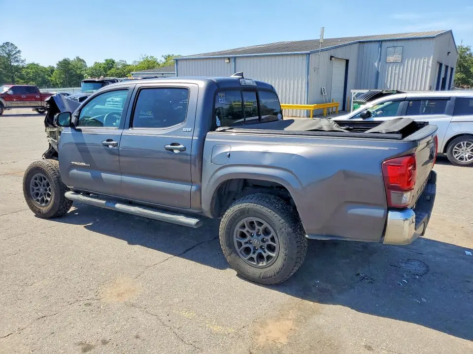 2018 TOYOTA TACOMA SR5  